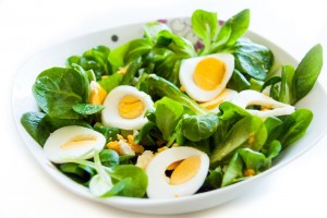 green-salad-with-egg.jpg.838x0_q80