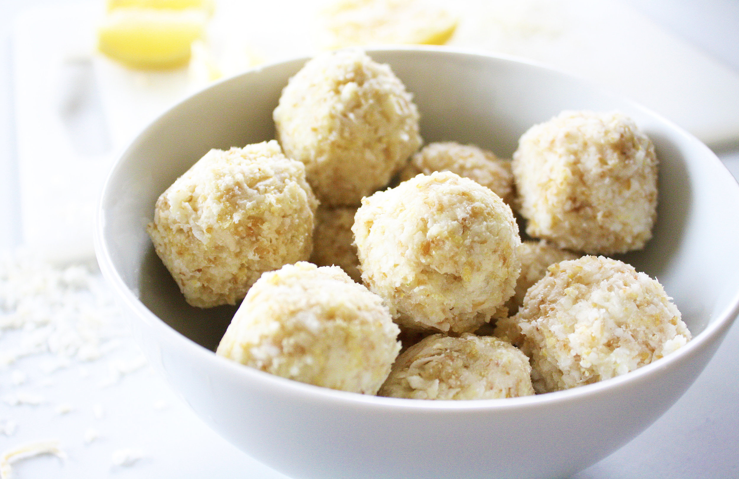 lemon-bar-fat-bombs
