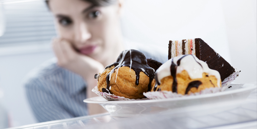 WHAT-CAUSES-FOOD-CRAVINGS_HERO
