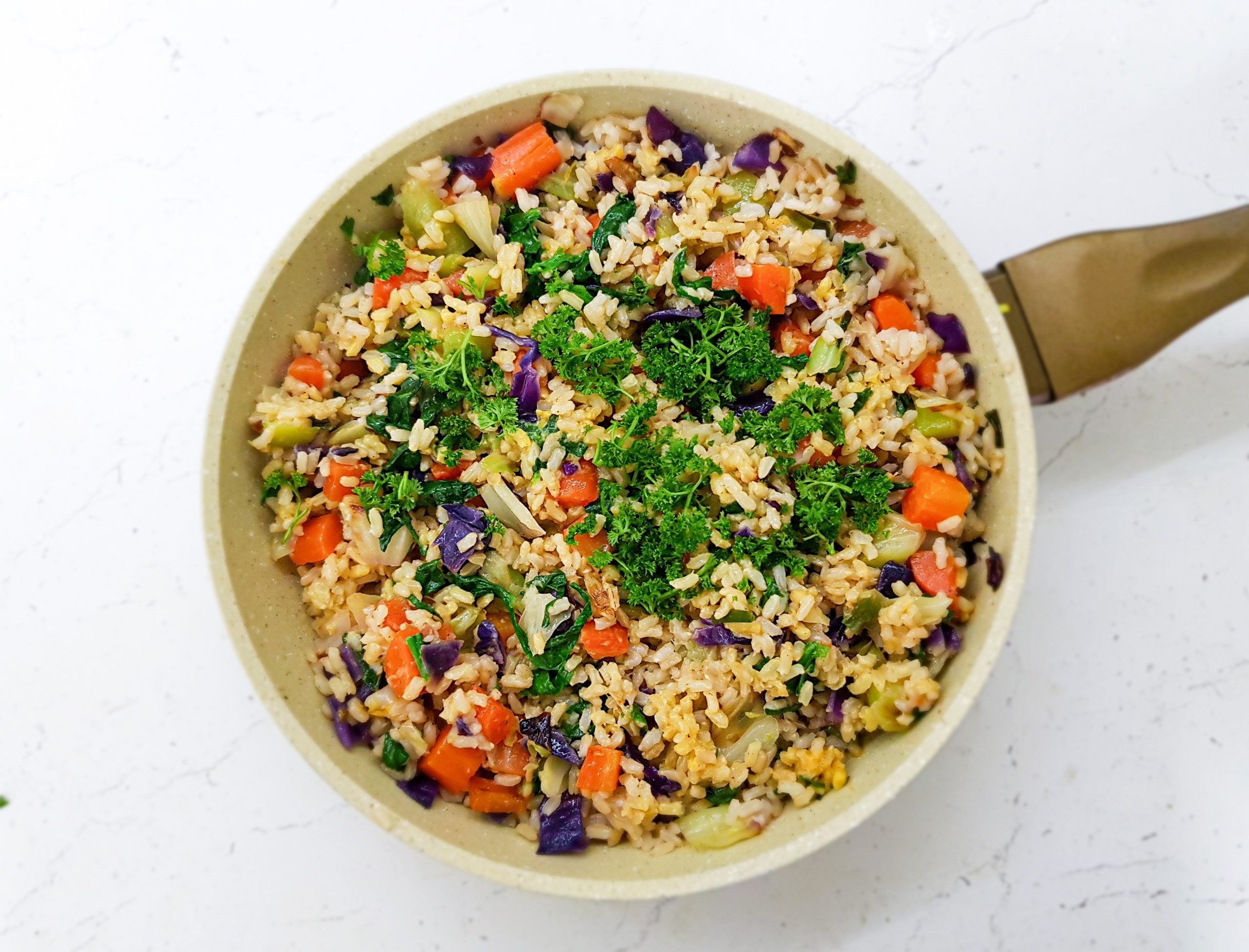 Рижото со зеленчук и интегрален ориз