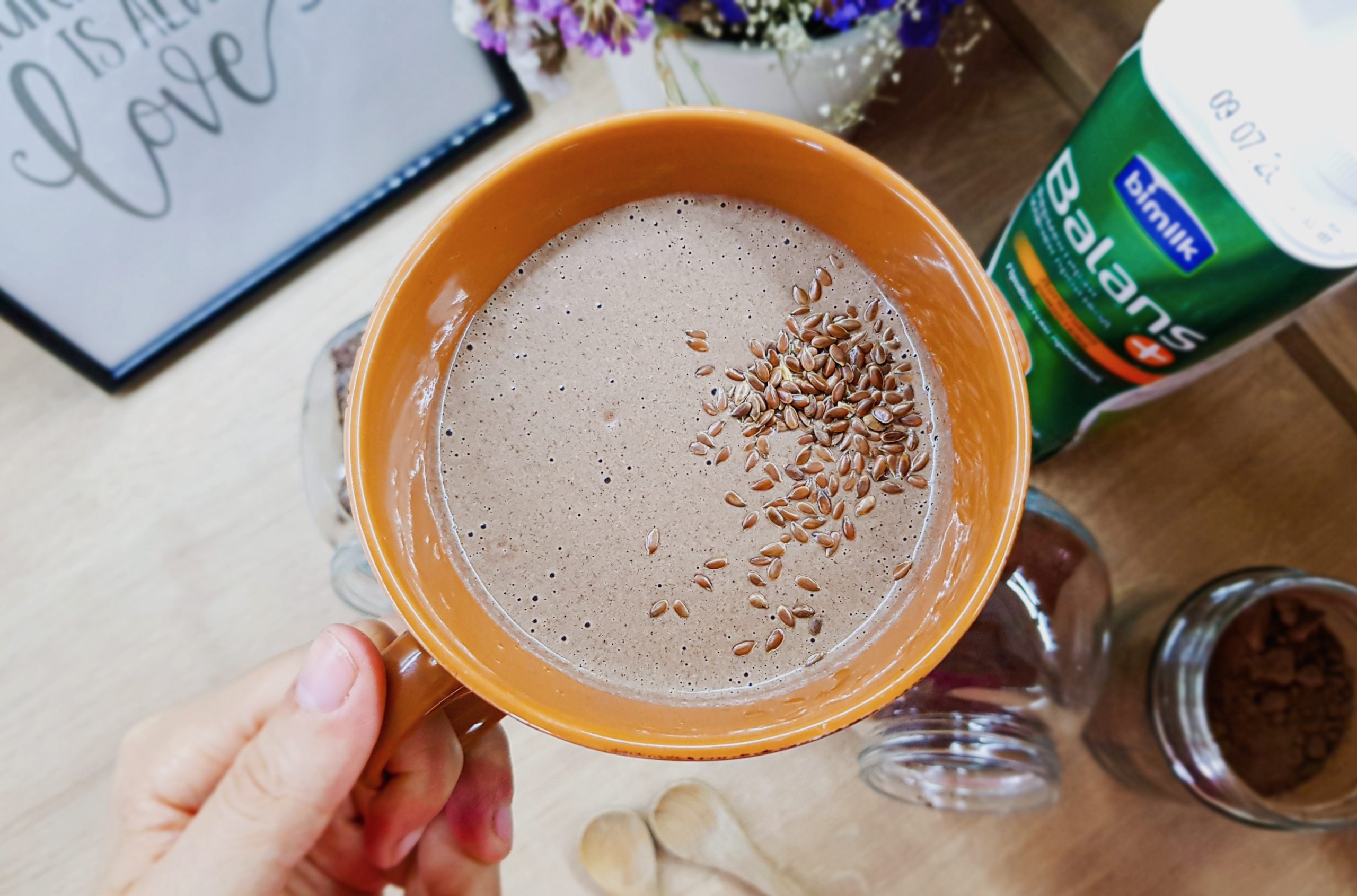 Чоколаден јогурт – балансиран појадок за енергичен ден