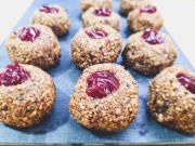 Полнети посни енергетски бомбици