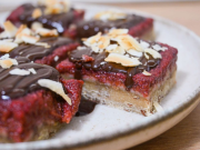 Raw барови со вишни